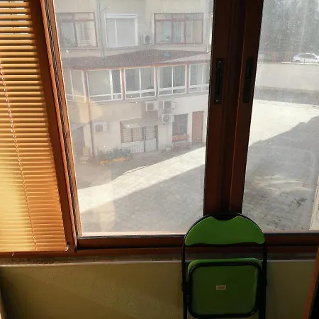 Апартамент Lazur- Neben Meeresgarten